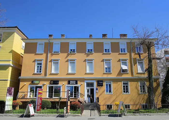 海湾景公寓 扎达尔